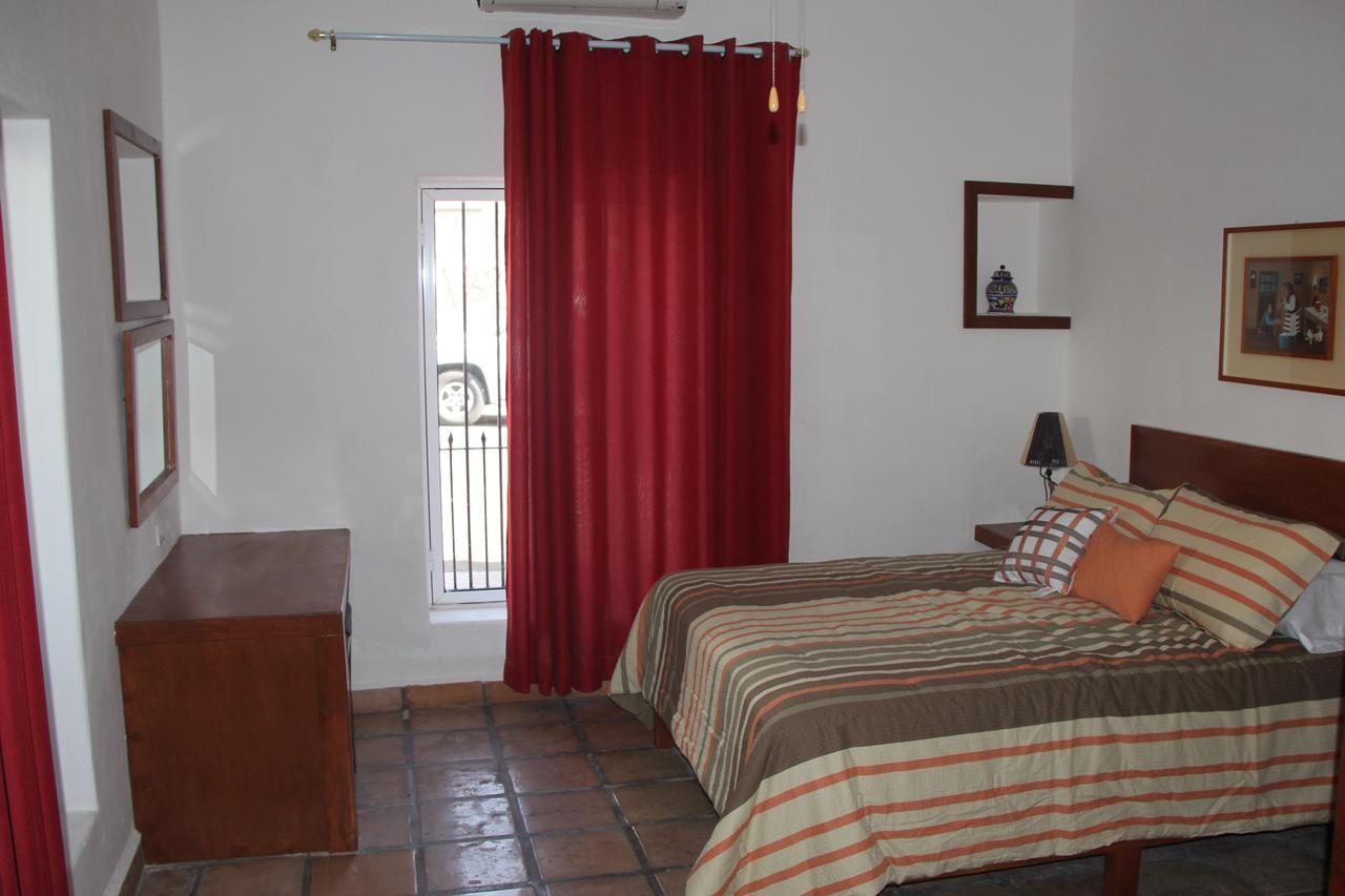 Central Bed & Breakfast La Paz Exterior photo